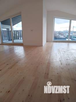 Дом 180м², 2-этажный, участок 12 сот.  