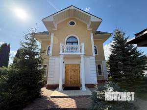Дом 367м², 3-этажный, участок 11 сот.  