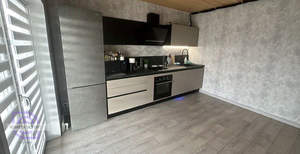 Дом 150м², 2-этажный, участок 6 сот.  