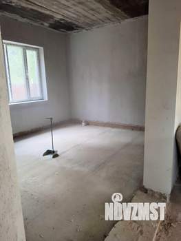 Дом 265м², 2-этажный, участок 15 сот.  