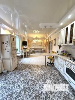Дом 320м², 3-этажный, участок 12 сот.  