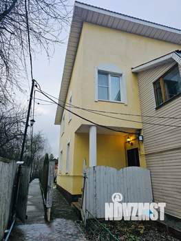 Дом 176м&sup2;, 2-этажный, участок 6 сот.  