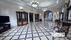Коттедж 445м², 3-этажный, участок 30 сот.  