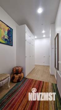 Коттедж 279м&sup2;, 3-этажный, участок 8 сот.  