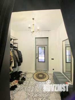 Таунхаус 250м², 3-этажный, участок 3 сот.  