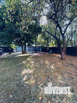 Дом 489м&sup2;, 3-этажный, участок 10 сот.  