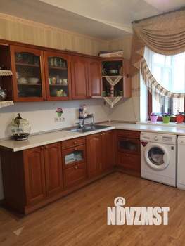 Коттедж 316м², 3-этажный, участок 12 сот.  