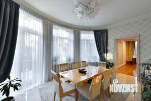 Дом 600м², 2-этажный, участок 20 сот.  