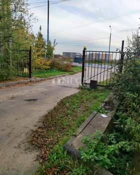 Дом 451м², 3-этажный, участок 28 сот.  
