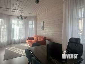 Дом 143м&sup2;, 2-этажный, участок 6 сот.  