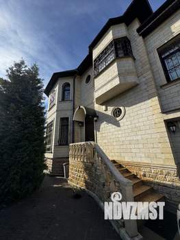 Дом 433м&sup2;, 4-этажный, участок 10 сот.  