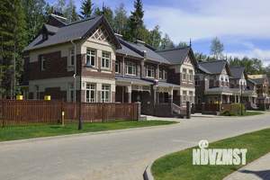 Коттедж 350м&sup2;, 3-этажный, участок 10 сот.  