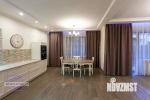 Таунхаус 234м², 3-этажный, участок 3 сот.  