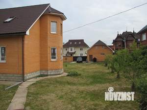 Дом 285м², 2-этажный, участок 15 сот.  