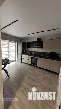 Дом 150м², 2-этажный, участок 6 сот.  