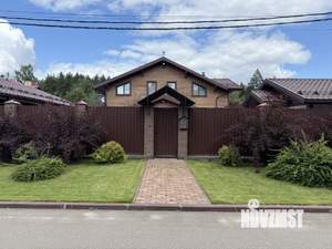 Дом 210м², 2-этажный, участок 17 сот.  