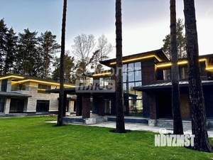 Дом 550м&sup2;, 2-этажный, участок 21 сот.  