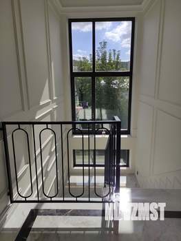 Таунхаус 330м², 2-этажный, участок 5 сот.  