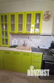 Дом 204м², 3-этажный, участок 4 сот.  