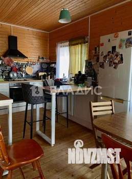Дом 140м², 2-этажный, участок 6 сот.  