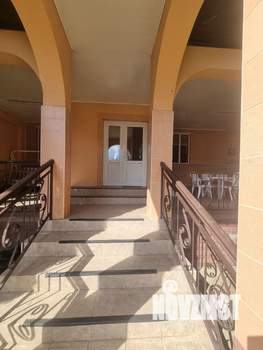 Коттедж 250м², 2-этажный, участок 12 сот.  