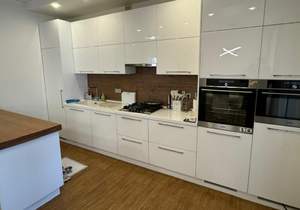 Дом 150м², 2-этажный, участок 3 сот.  