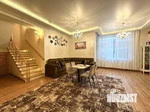 Таунхаус 281м², 3-этажный, участок 3 сот.  