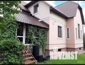 Коттедж 300м², 3-этажный, участок 12 сот.  