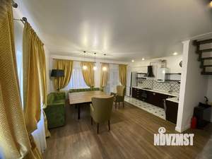 Коттедж 200м², 3-этажный, участок 3 сот.  