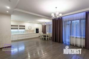 Таунхаус 234м², 3-этажный, участок 3 сот.  