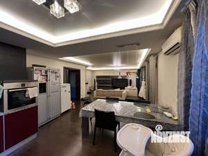 Коттедж 480м&sup2;, 3-этажный, участок 15 сот.  