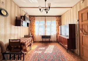Дом 40м², 2-этажный, участок 10 сот.  