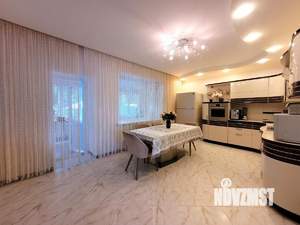 Дом 290м², 3-этажный, участок 4 сот.  