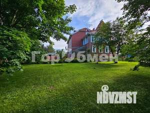 Дом 423м&sup2;, 3-этажный, участок 23 сот.  