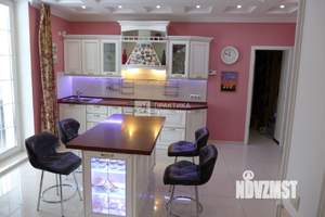 Дом 650м², 3-этажный, участок 12 сот.  