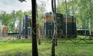 Дом 260м², 2-этажный, участок 0 сот.  