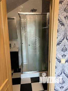 Дом 240м², 2-этажный, участок 8 сот.  