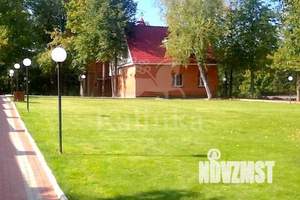 Дом 350м², 3-этажный, участок 40 сот.  