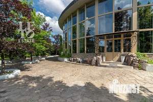 Дом 993м², 4-этажный, участок 60 сот.  