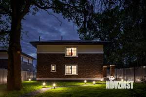 Коттедж 205м&sup2;, 2-этажный, участок 9 сот.  