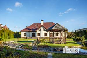 Дом 580м², 2-этажный, участок 37 сот.  