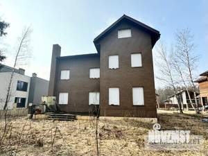 Дом 450м², 3-этажный, участок 15 сот.  