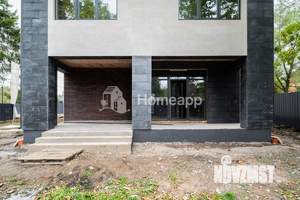 Дом 225м², 2-этажный, участок 6 сот.  