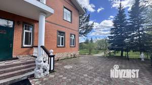 Коттедж 445м², 3-этажный, участок 15 сот.  