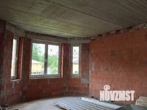 Дом 260м², 2-этажный, участок 7 сот.  