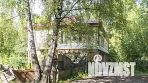 Дом 583м², 2-этажный, участок 31 сот.  