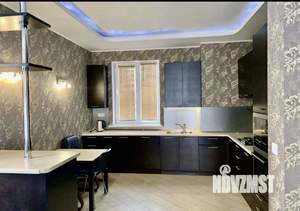 Таунхаус 194м², 3-этажный, участок 5 сот.  