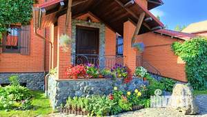 Дом 300м², 3-этажный, участок 15 сот.  