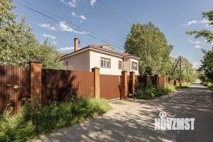 Дом 380м², 3-этажный, участок 6 сот.  