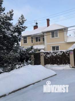 Дом 354м&sup2;, 2-этажный, участок 12 сот.  